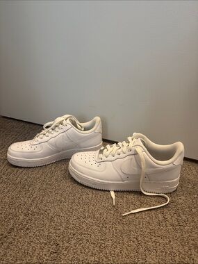 NIKE AIR FORCE 1 Classic White Leather Sneakers